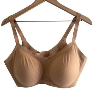 Honeylove Crossover Wireless Bra Size 1X (40C/D) Sand